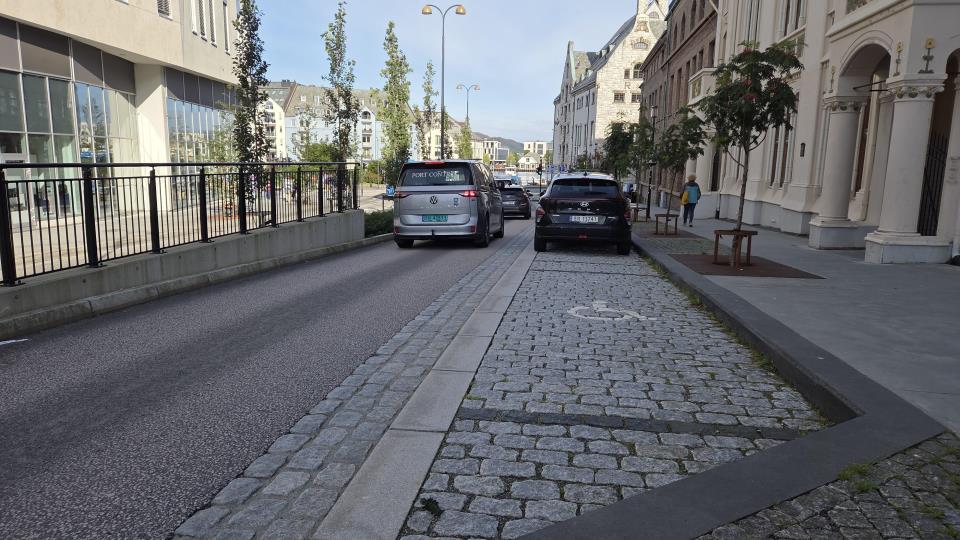 Lenkje til artikkel: Foreslår endring for HC-parkering i sentrum