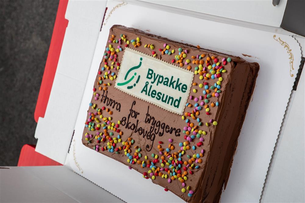 Kake med Bypakke Ålesund logo - Klikk for stort bilete